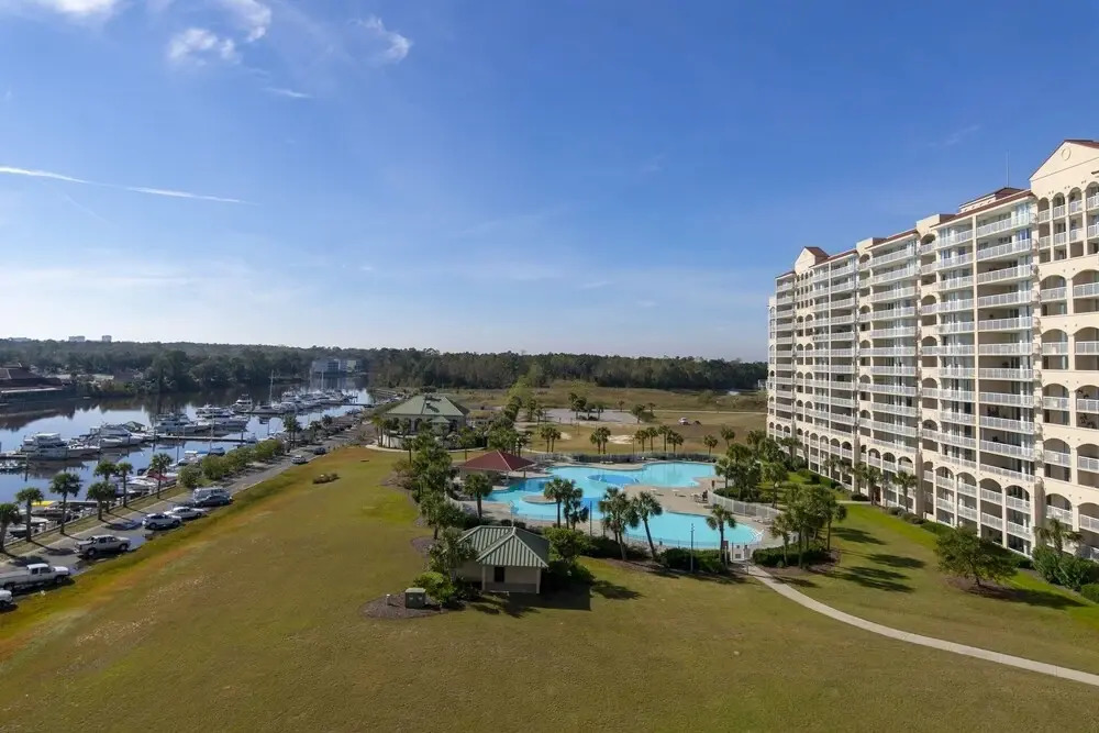 Yacht Clubs #1-801C - 1 Br Condo