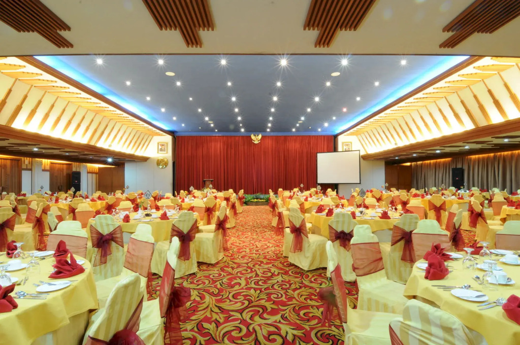 Hotel Savoy Homann