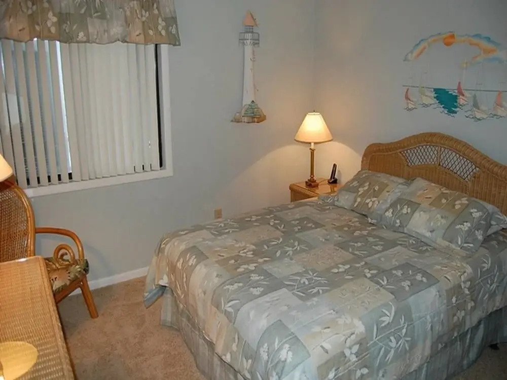Pelican's Landing 402 - 3 Br Condo