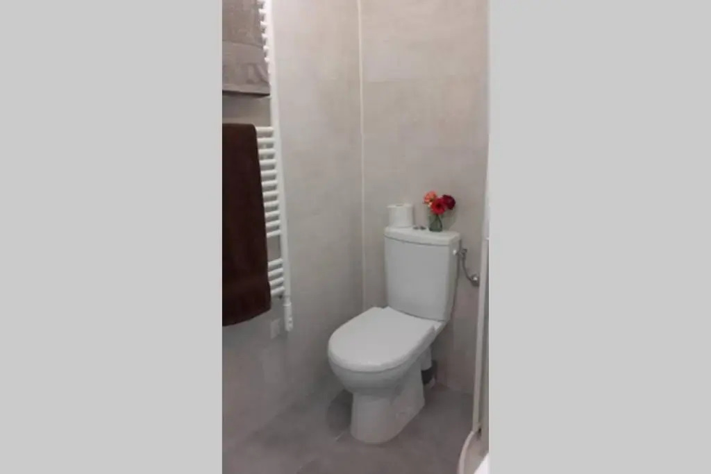 Port Vauban appartement F3 refait à neuf