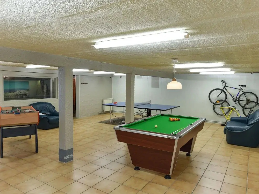 Detached Villa Within Walking Distance of the Beach, With a Swimming Pool and a Sauna