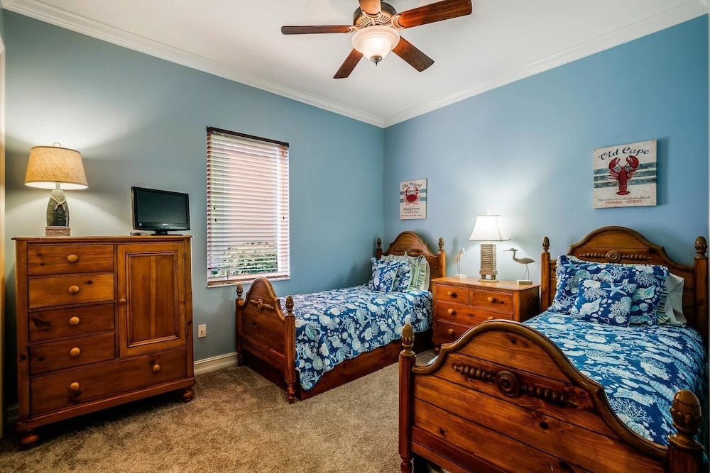 MAJ8978 4 Bedroom Holiday Home by Marco Naples Vacation Homes