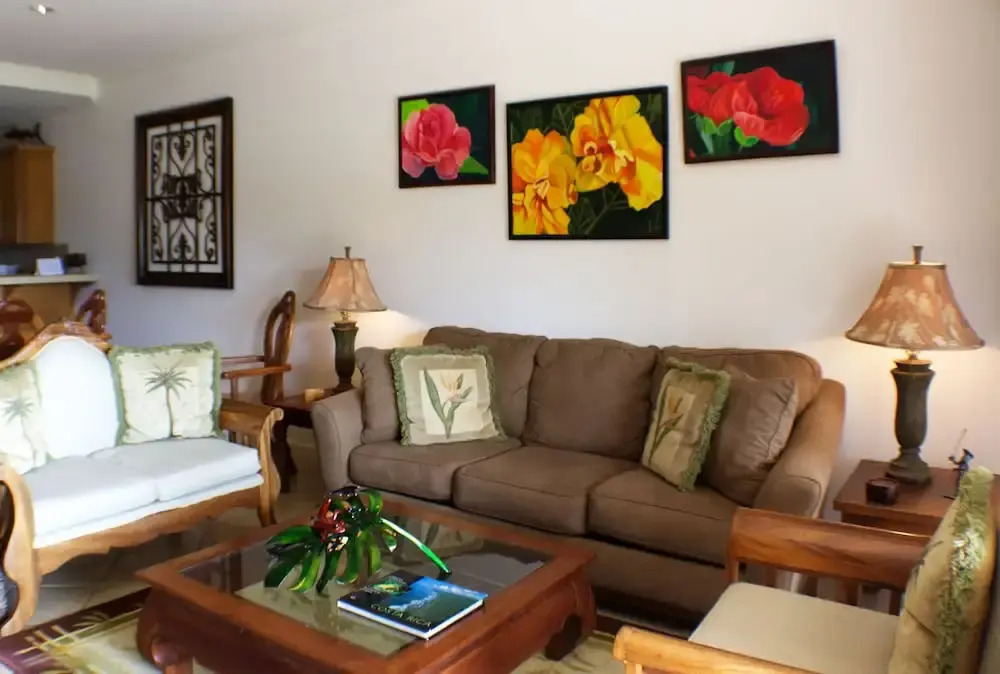 CR Luxury Los Sueños Condos