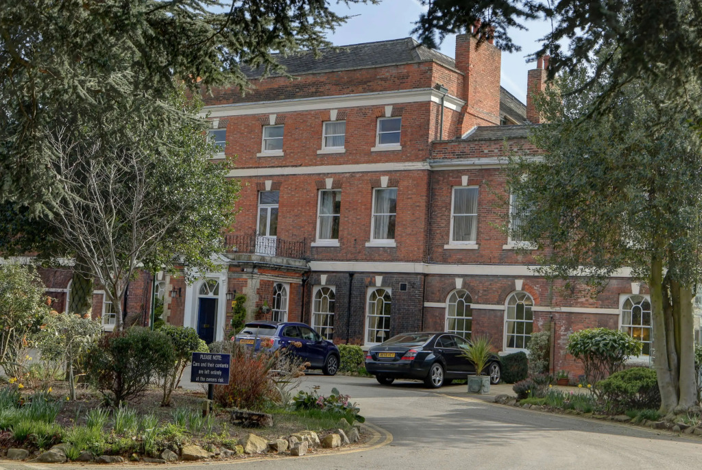 West Retford Hotel, BW Signature Collection