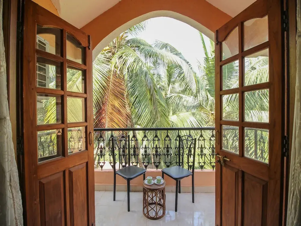 OYO 10093 Home Pool View 1BHK Calangute