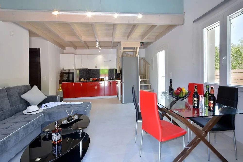 Villa Ventus Sleeps 7 with Parking