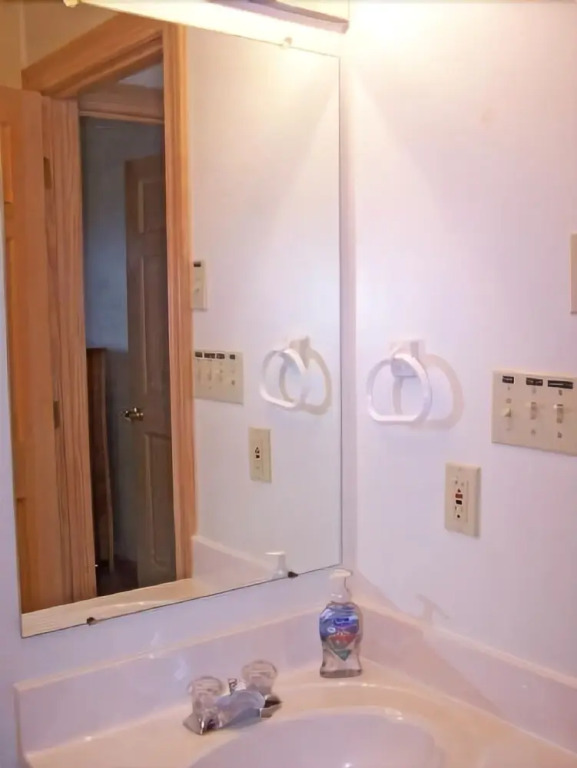 Morningside 4 Bedrooms 3 Bathrooms Home