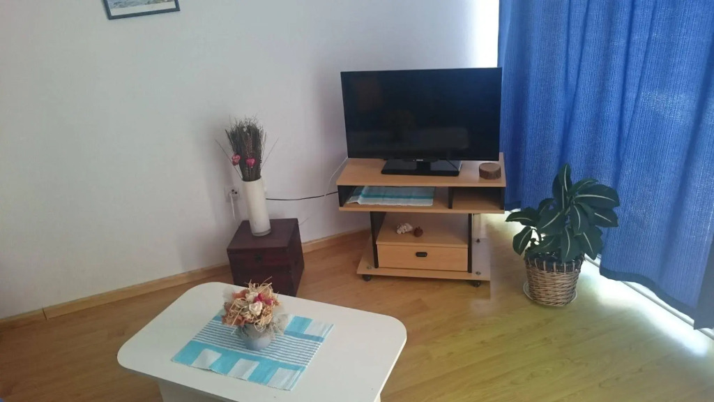 Apartments Zelic Tucepi