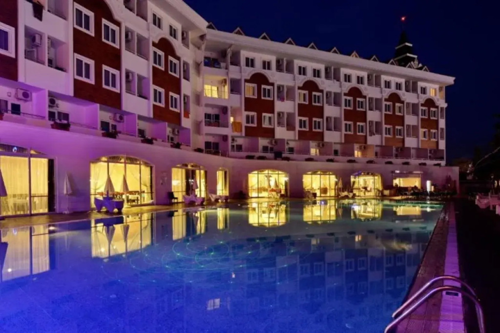 Side Royal Paradise