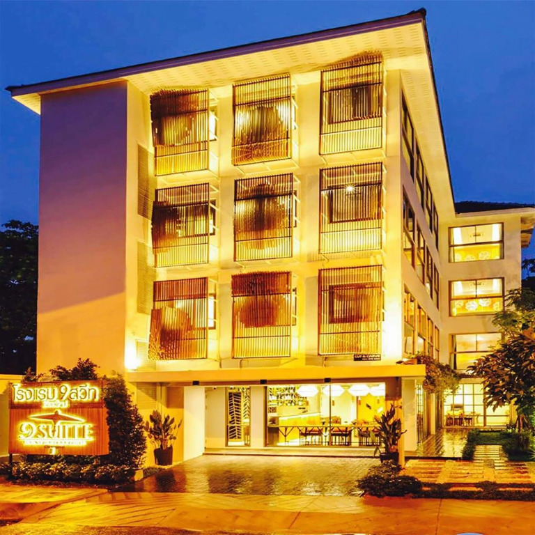 9 SUITE Luxury Boutique Hotel