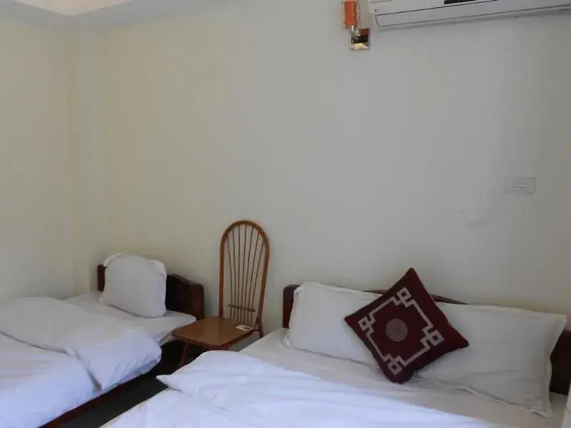 Simple Hostel
