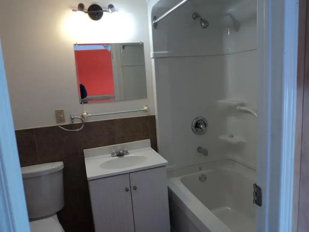 Rymals Motel