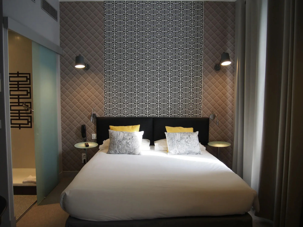 Porte de Versailles Hotel