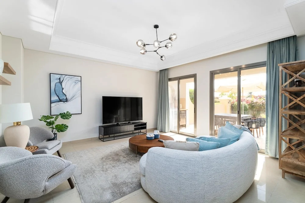 Nasma Holiday Homes - Al Hamra Village