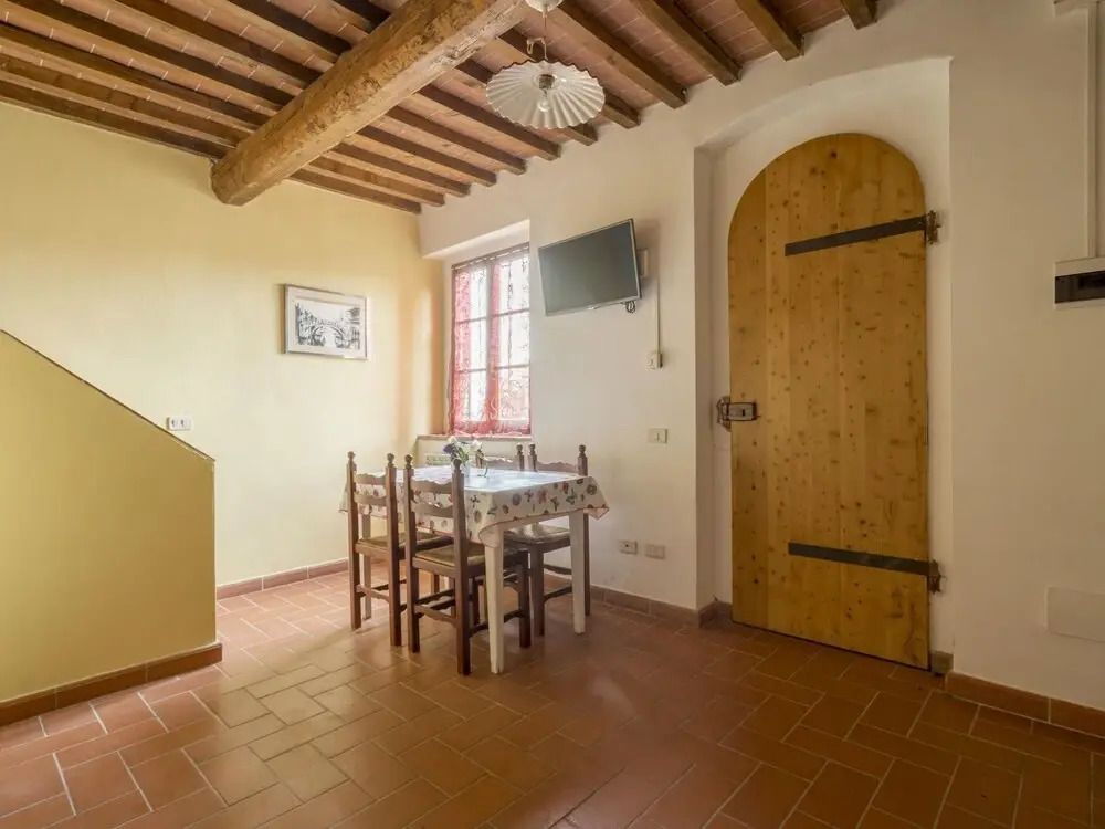 Splendid Villa in Montespertoli With Swimming Pool, Garden