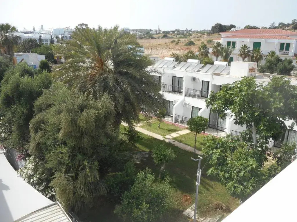 Luxiary Delux Apartment at Kkaras