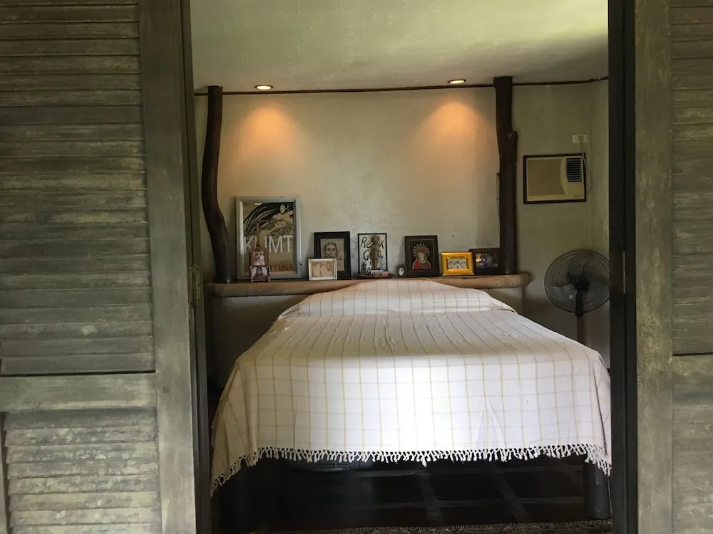 Boracay Private Mt. Casitas Villa