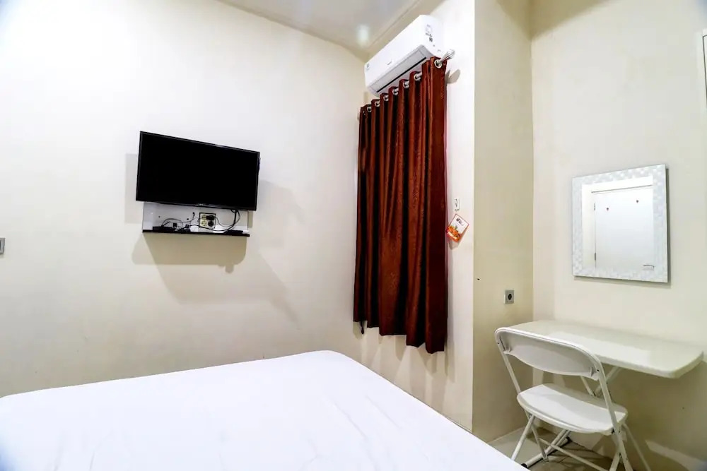 OYO Life 92707 D-akomiba Residence