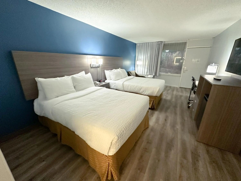 Clarion Inn