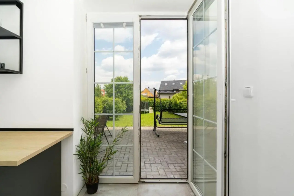 Spacious House 100m2 with Garden, Grill and Parking