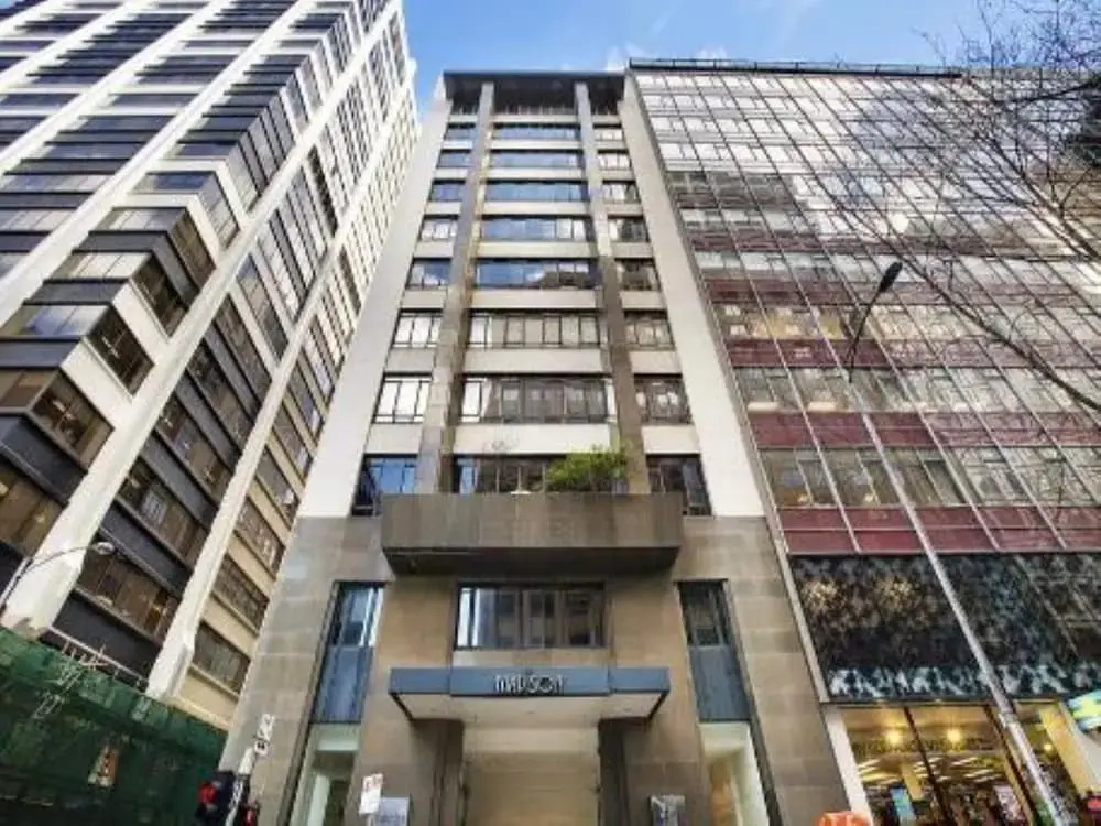 Plum Collins Street Serviced Apartments