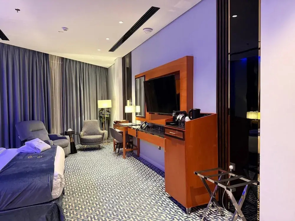 STwin Hotel
