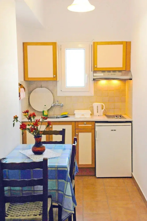 Tilemachos Rooms & Studios