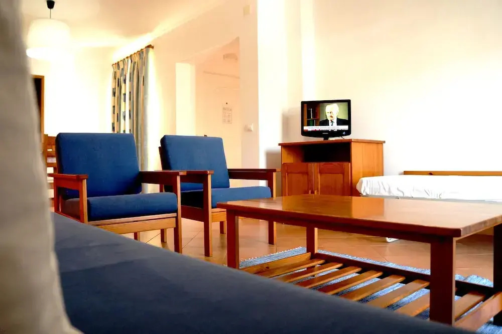 Oasis Beach Apartments