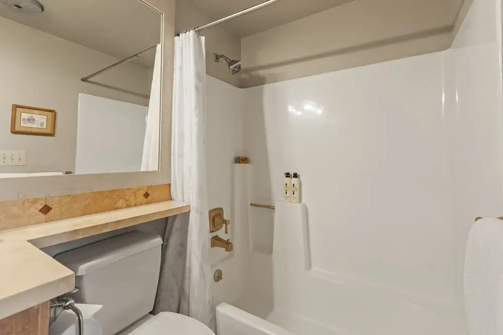 Snow Flower 140 2 Bedroom Condo by RedAwning