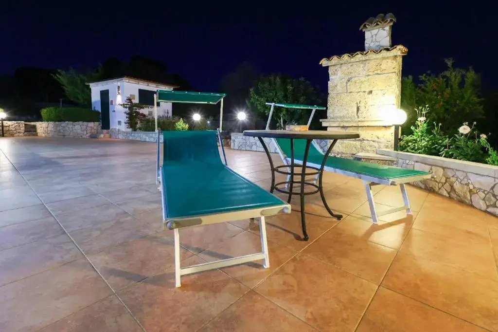 House With 2 Bedrooms in Salve, With Wonderful sea View, Furnished Gar