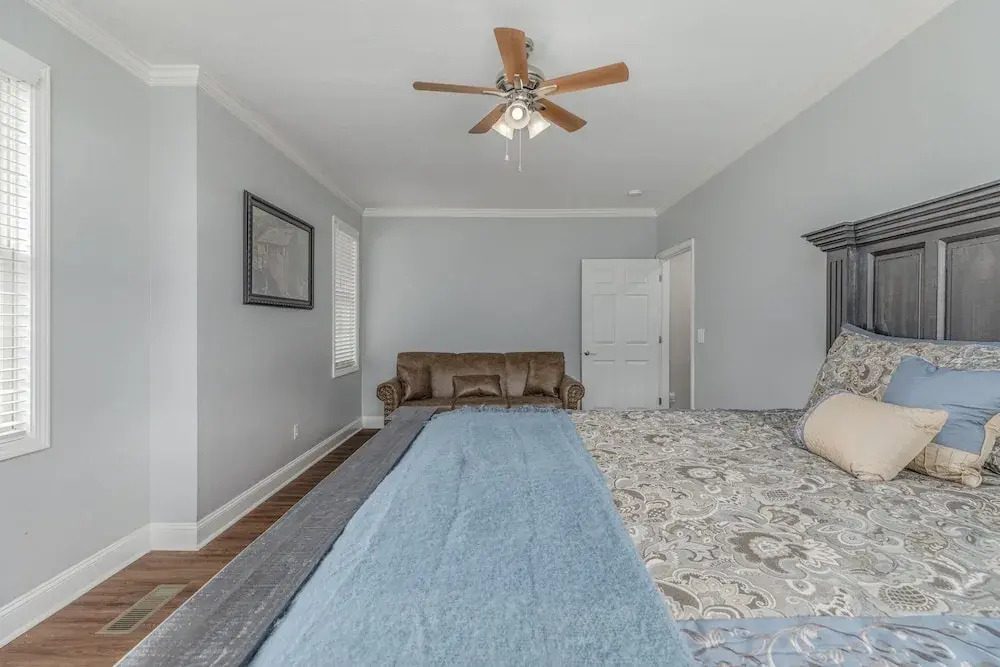 Southern Charm 8 Bedroom Home by Redawning