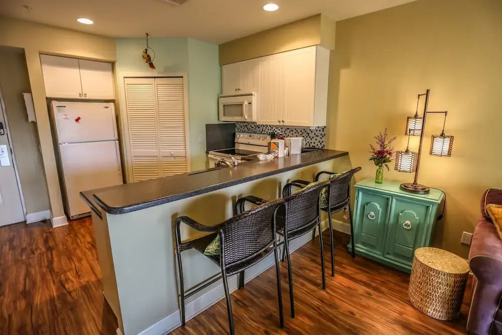 Harbor House 205