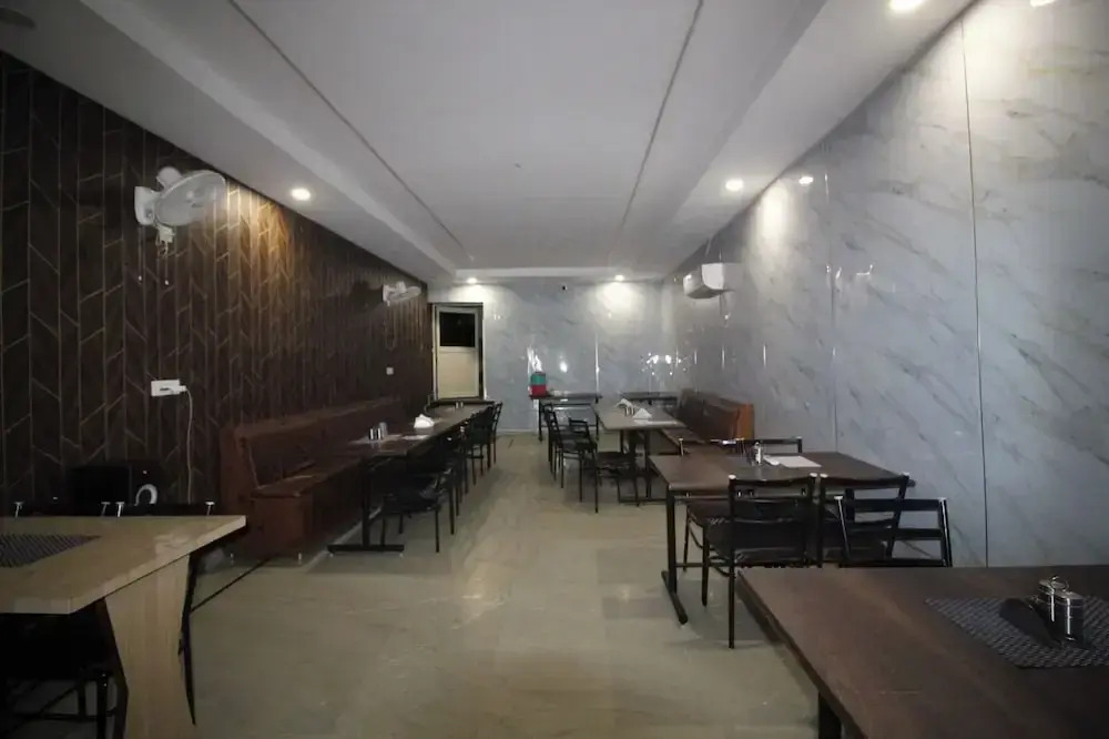 Hotel Classic Bar & Restaurant
