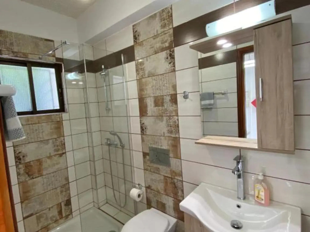 Homely apartment in Mpenitses with balcony