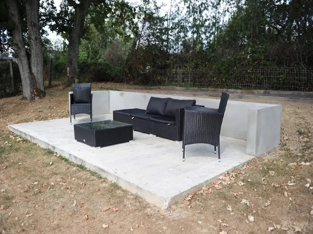 Chalet in Rochefort With Garden BBQ