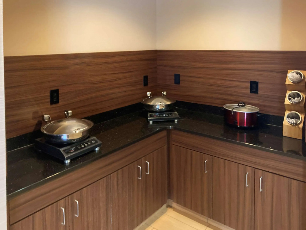 Comfort Inn & Suites Ankeny - Des Moines