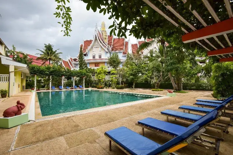 Capital O 406 Krabi Success Beach Resort