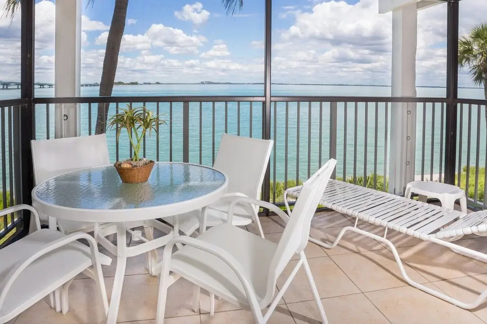 Mariner Point 1082