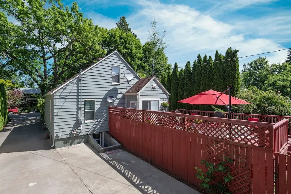The Ivy - 5 Br Home