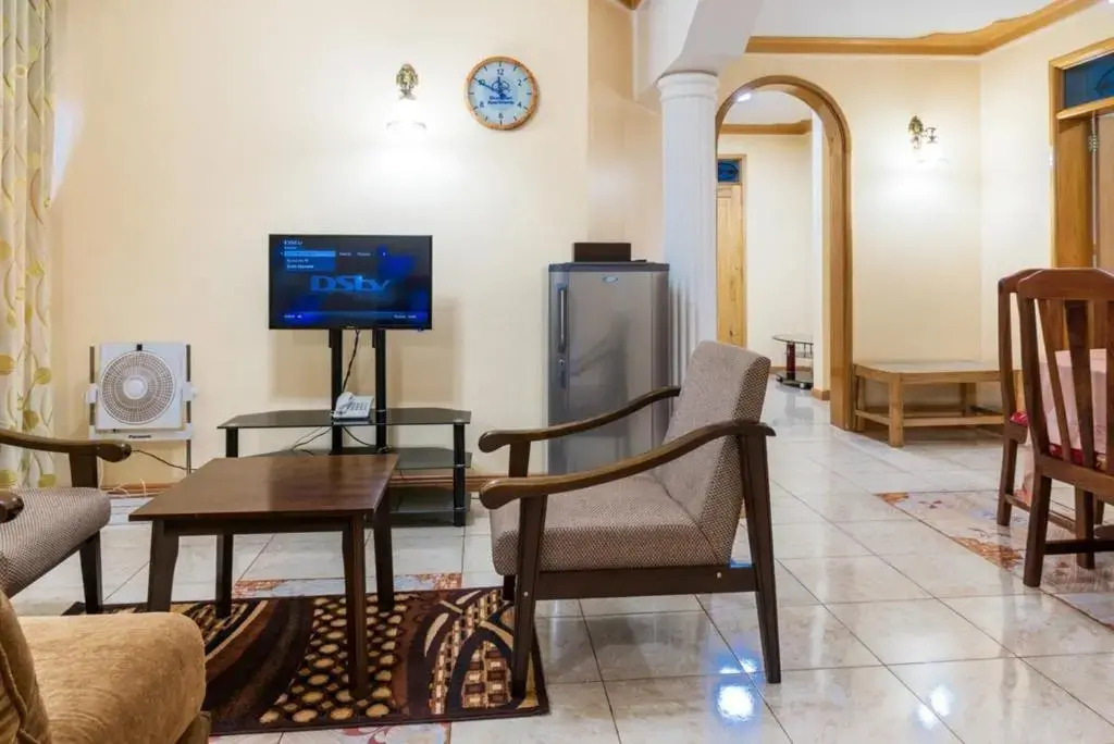 Apartment in Secure Resort - 4 to 6 People