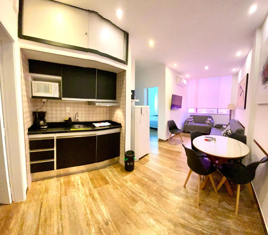 Apartamento Copacabana Xavier da Silveira 40