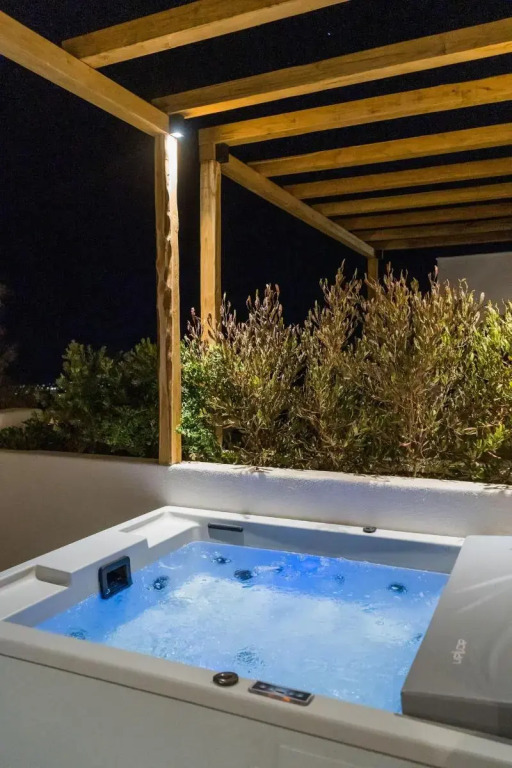 Lemon Suites Santorini