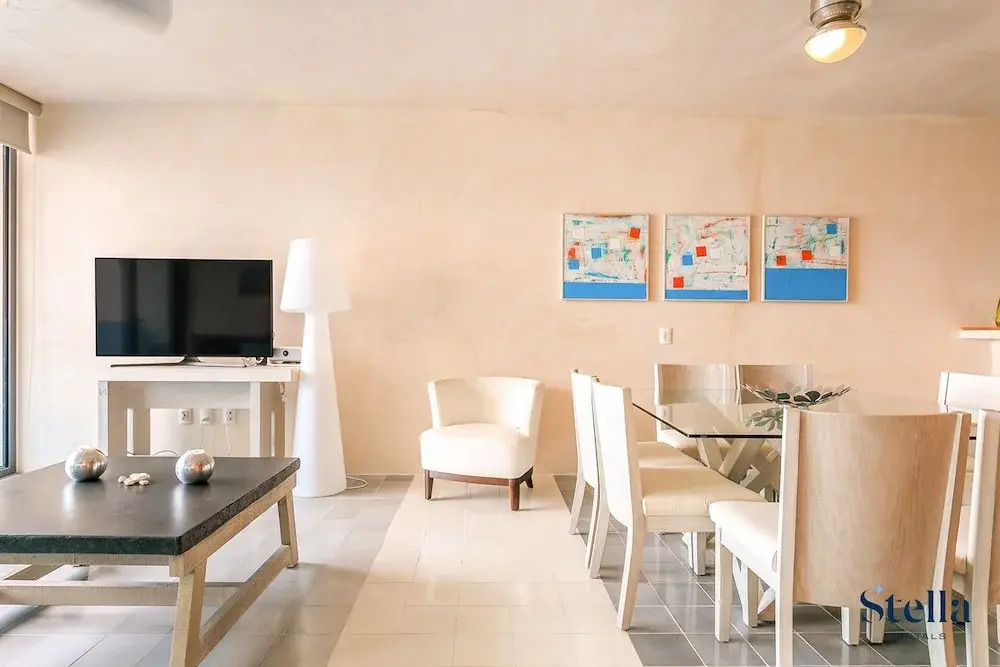 Sabor A Miel by Stella Rentals