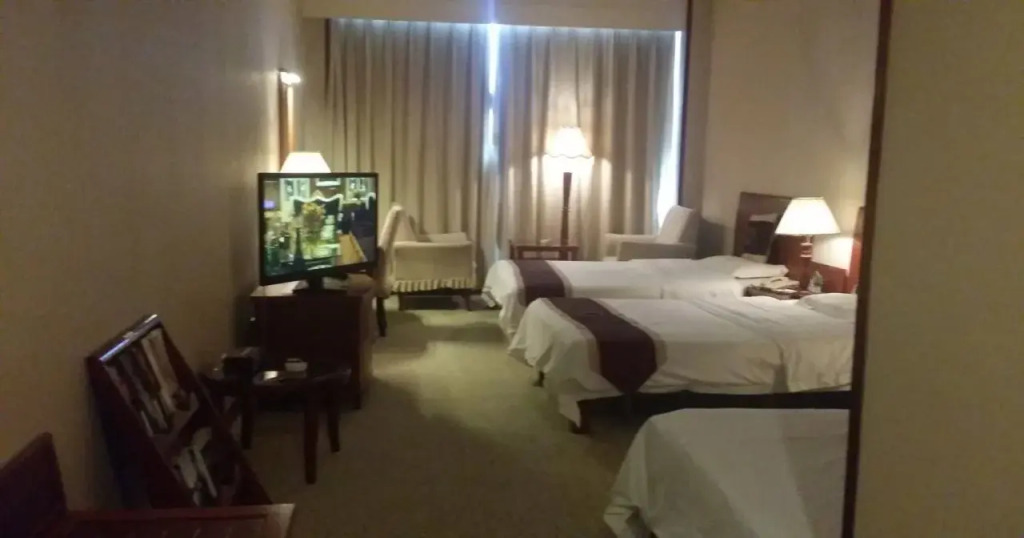Kunming Plateau Pearl Hotel