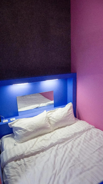 Color Creative Hotel - Hostel