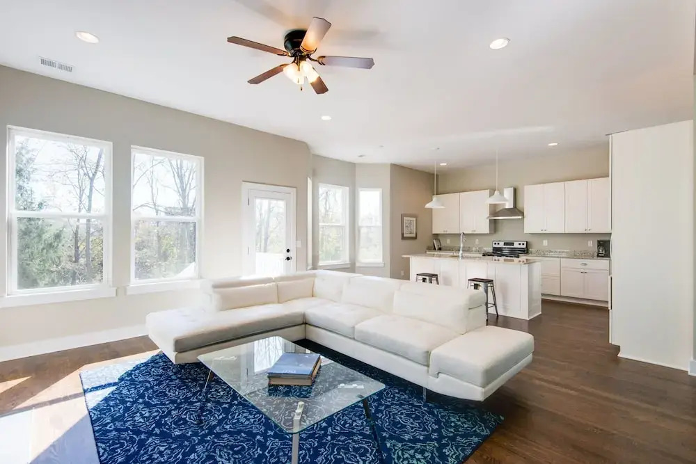 River Bliss! Luxury 4br Water Views 4 Bedroom Home