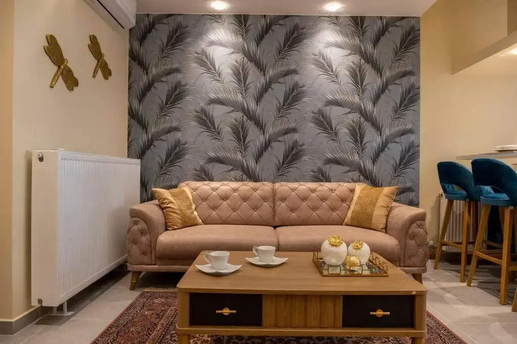 Maison De Luxx, A9 Central Lux