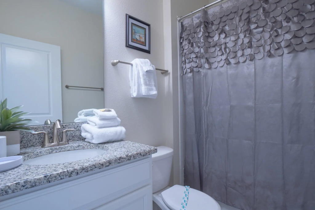 Magical Retreat 5BR Pool & Spa Near Disney