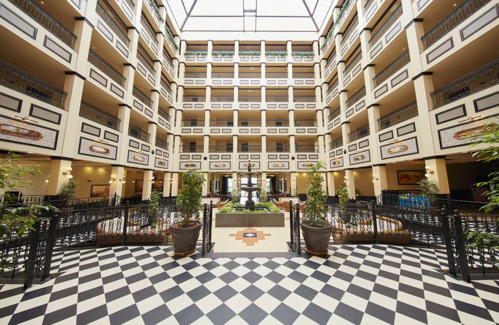 PortAventura® Hotel Gold River