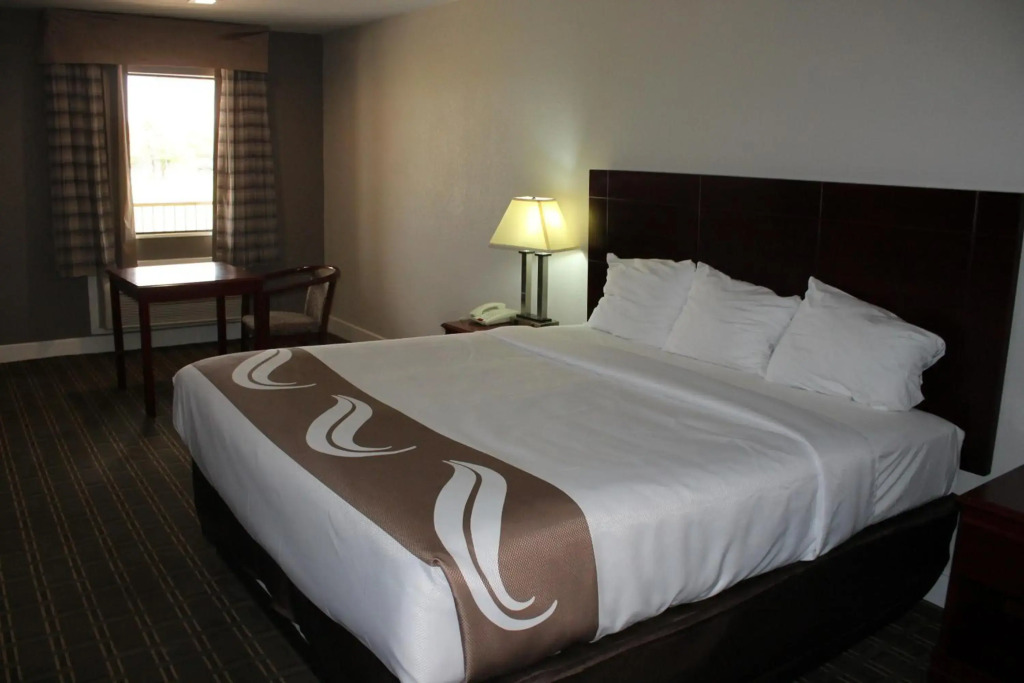 Quality Inn & Suites Port Arthur - Nederland